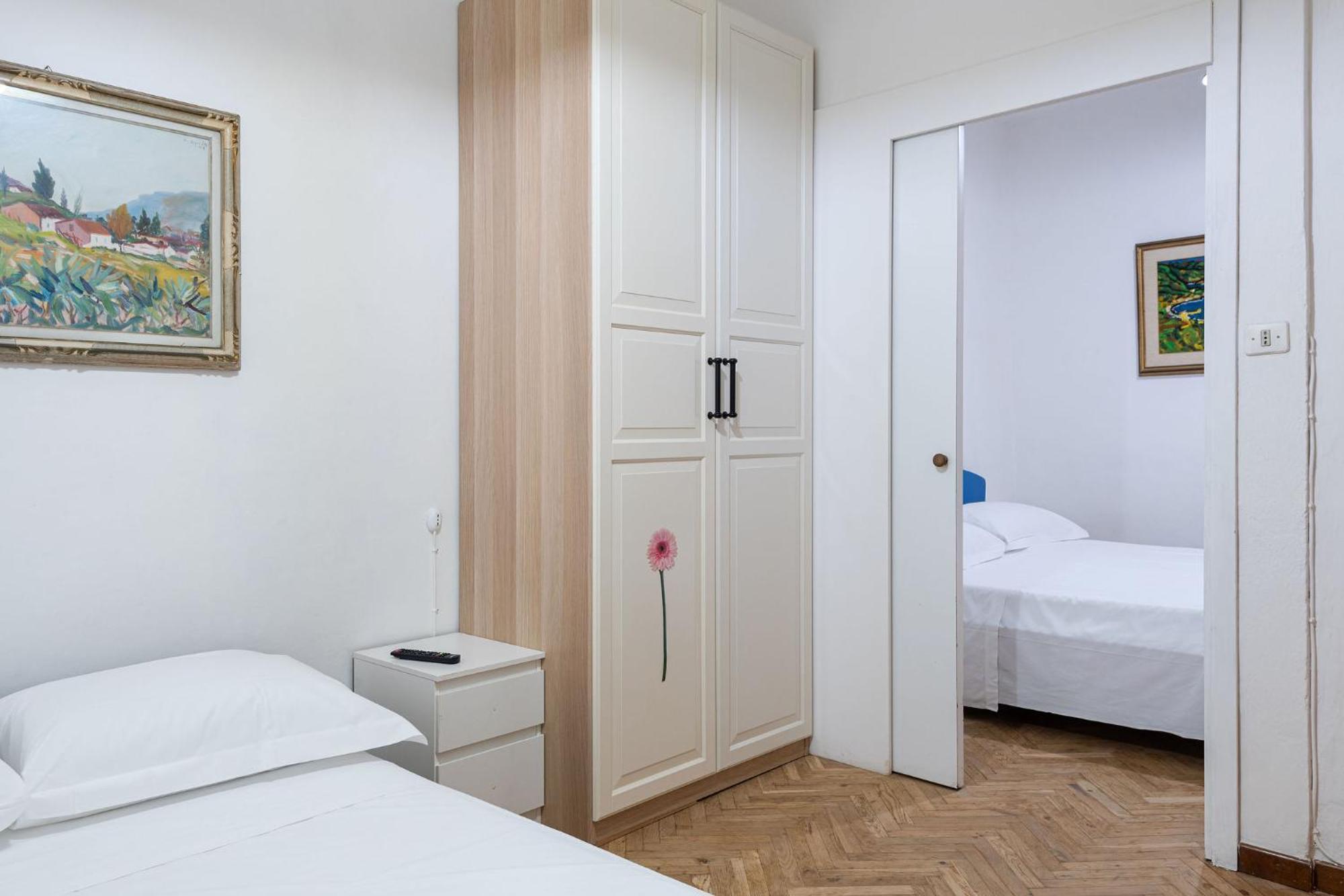 Apartament Unyca - Ampio Rifugio Per Famiglie A Firenze Zewnętrze zdjęcie
